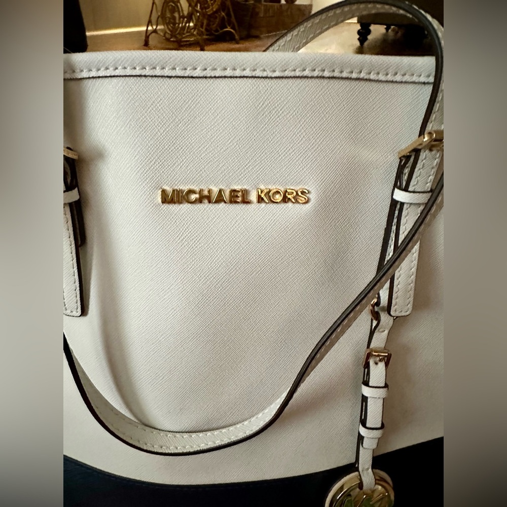 Life Is Too Short To Carry A Boring Handbag - Picture 6 of 16